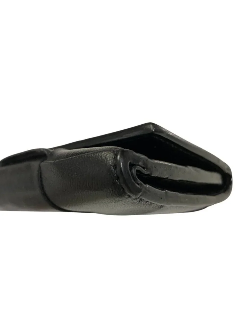 Bottega Veneta Maxi Intrecciato Cassette Trifold Wallet Zipper Black